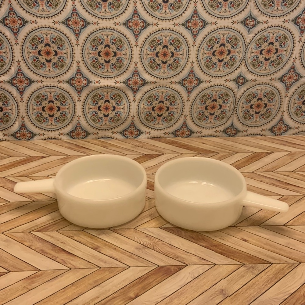 2 Vintage Milk Glass Bake Soup Bowl with Handle 1970's J2639 14oz USA Ovenware